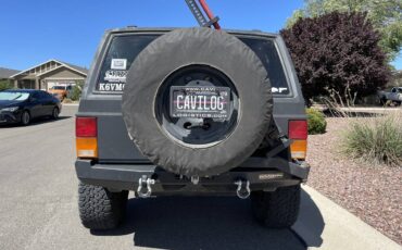 Jeep-Cherokee-pioneer-1988-2