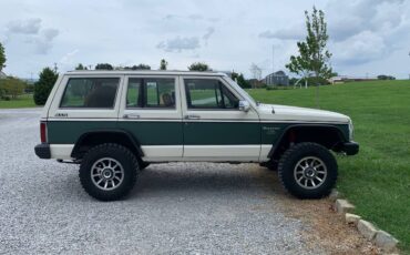 Jeep-Cherokee-xj-wagoneer-diesel-1985-16