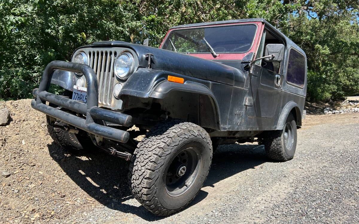 Jeep-Cj-7-1976-1