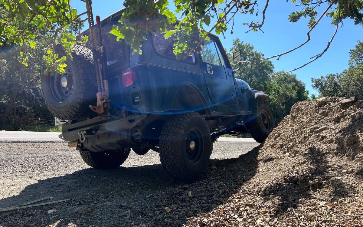 Jeep-Cj-7-1976-3