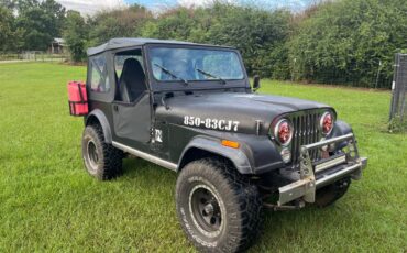 Jeep-Cj-7-1983-2