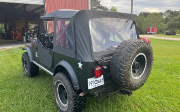 Jeep-Cj-7-1983-3