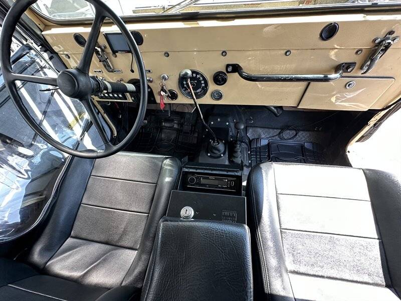 Jeep-Cj5-1974-12