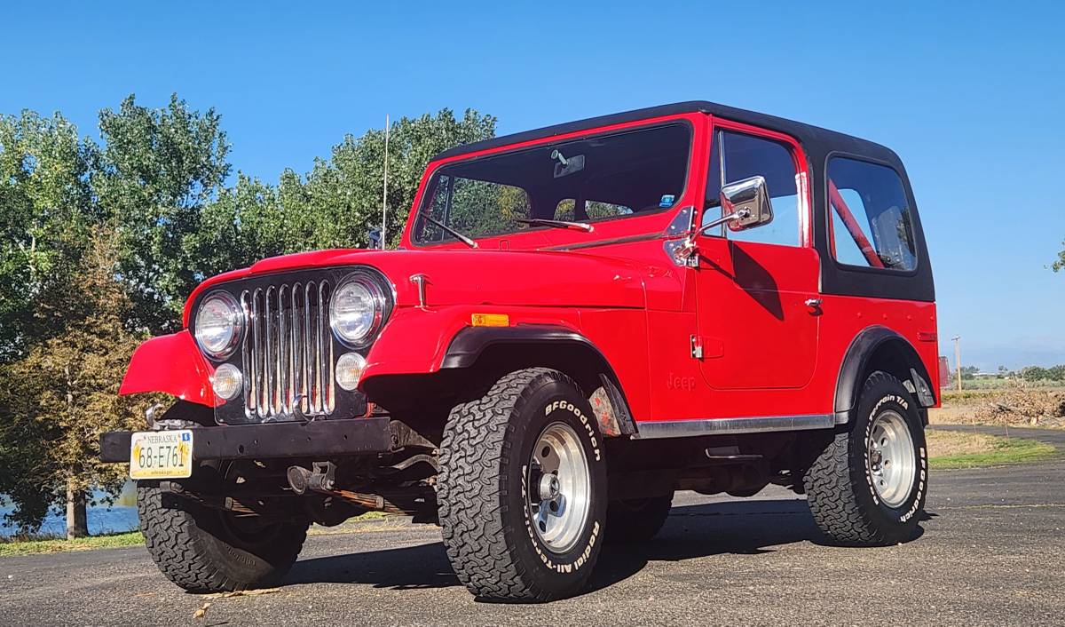 Jeep-Cj7-1977-8