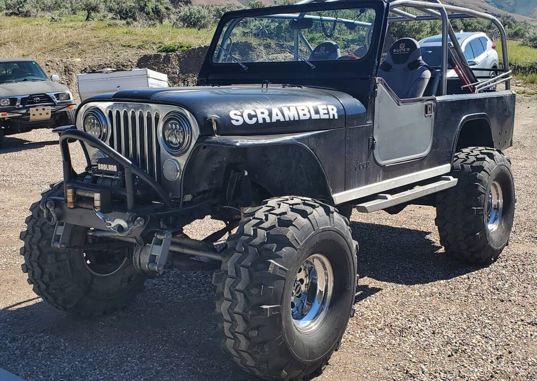 Jeep-Cj8-scrambler-1982-18