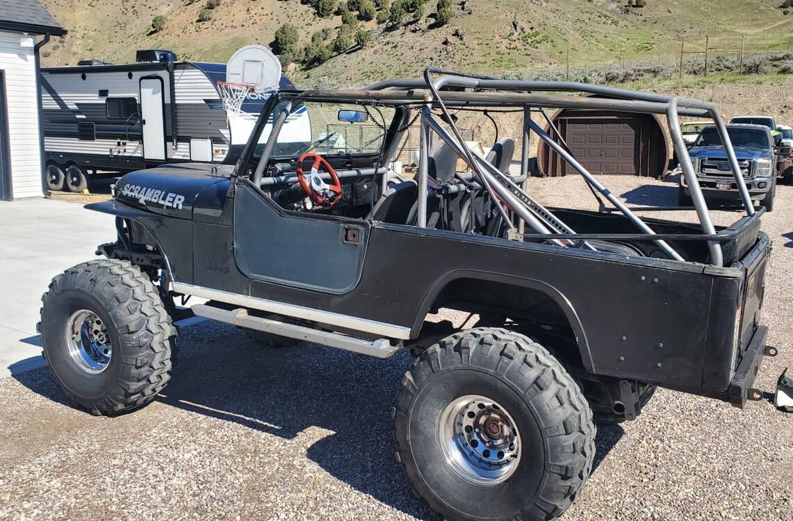 Jeep-Cj8-scrambler-1982-19