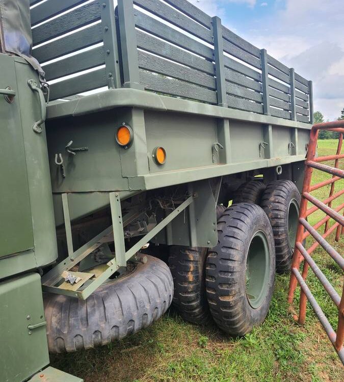 Jeep-Deuce-and-a-half-diesel-1970-6