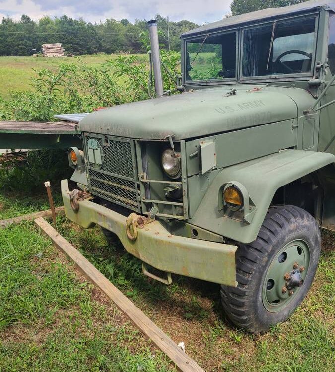 Jeep-Deuce-and-a-half-diesel-1970