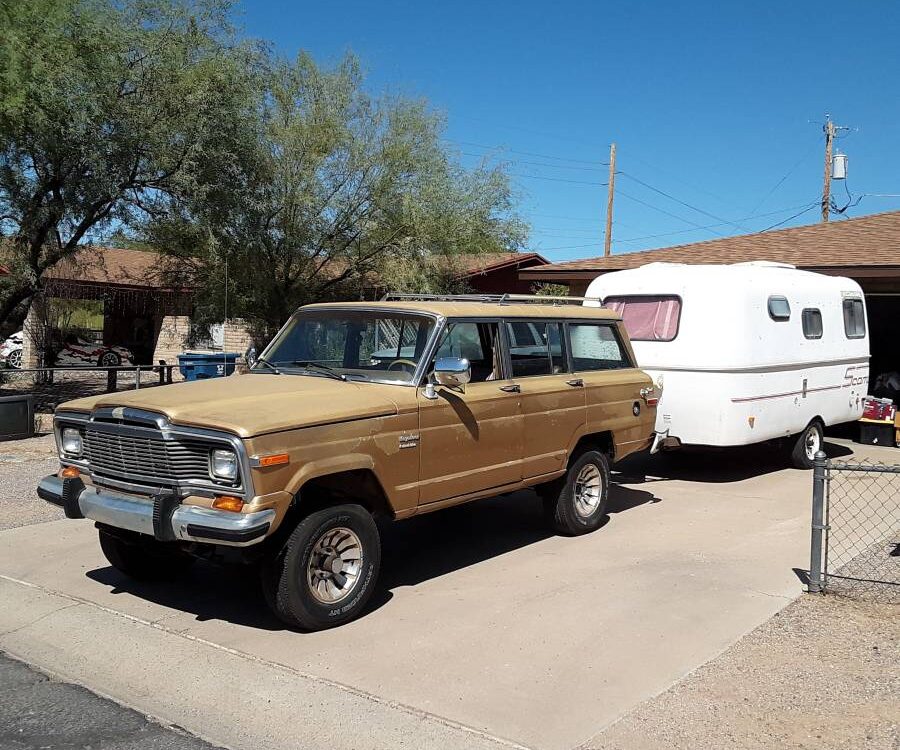 Jeep-Grand-wagoneer-1984-1