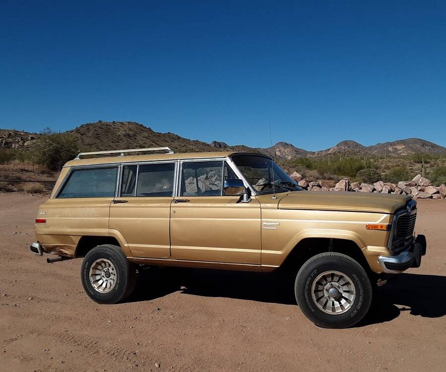 Jeep-Grand-wagoneer-1984