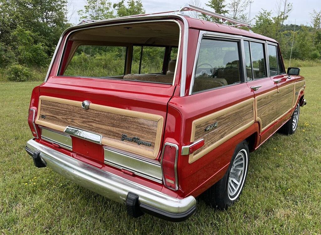 Jeep-Grand-wagoneer-1987-2