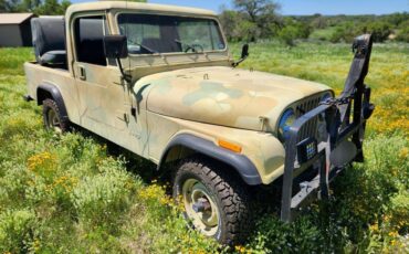 Jeep-Scrambler-1982