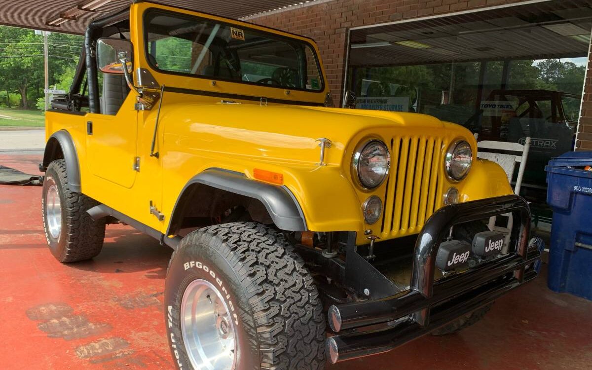 Jeep-Wrangler-1977-1