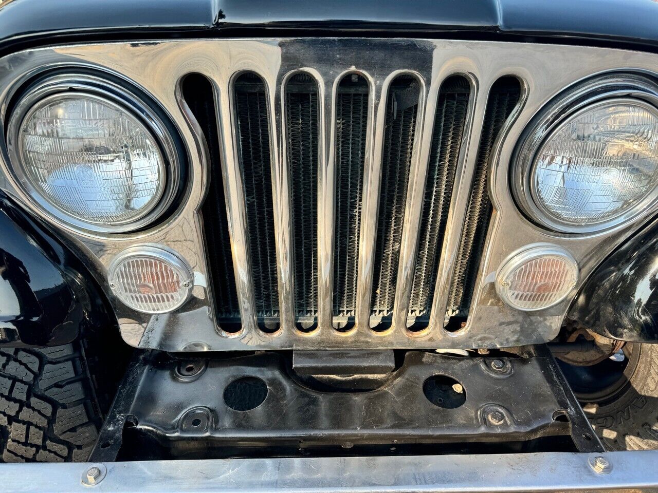 Jeep-Wrangler-1986-13