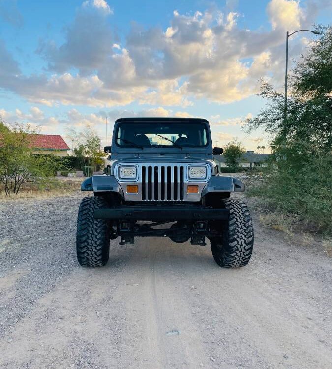 Jeep-Wrangler-1989-21