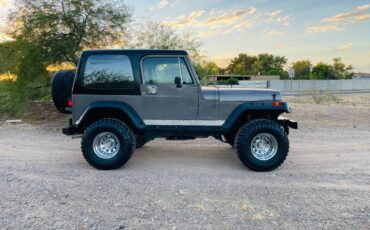 Jeep-Wrangler-1989-4