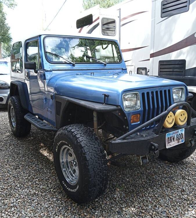 Jeep-Wrangler-4x4-yj-1989-8