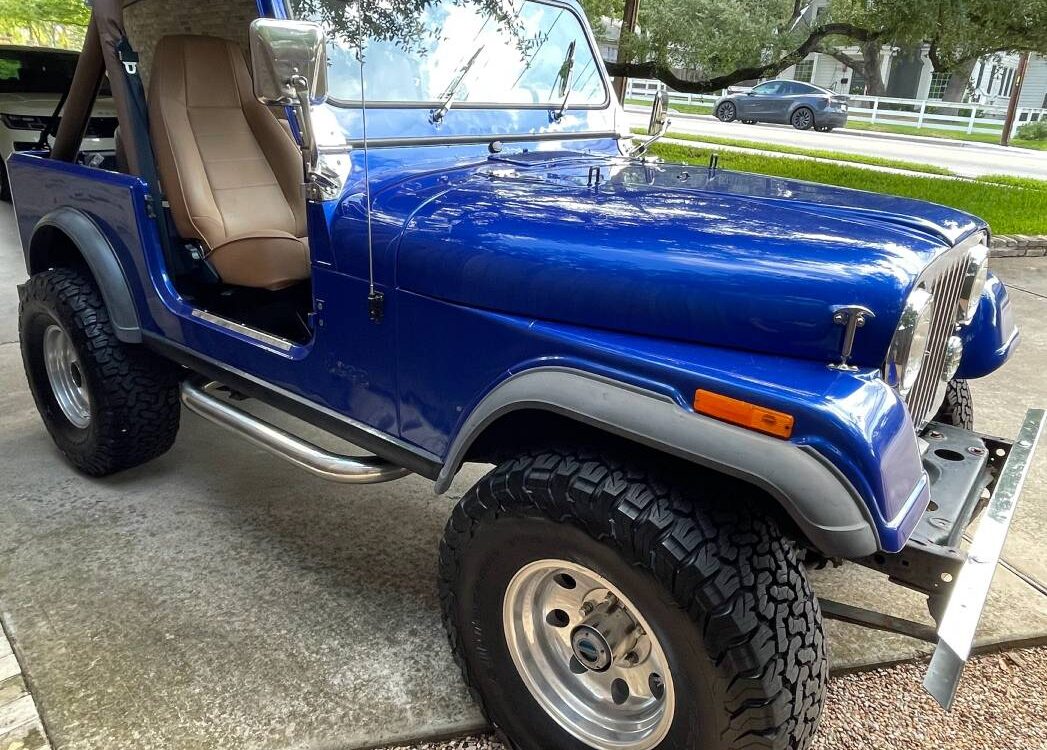 Jeep-cj7-limited-1983-1