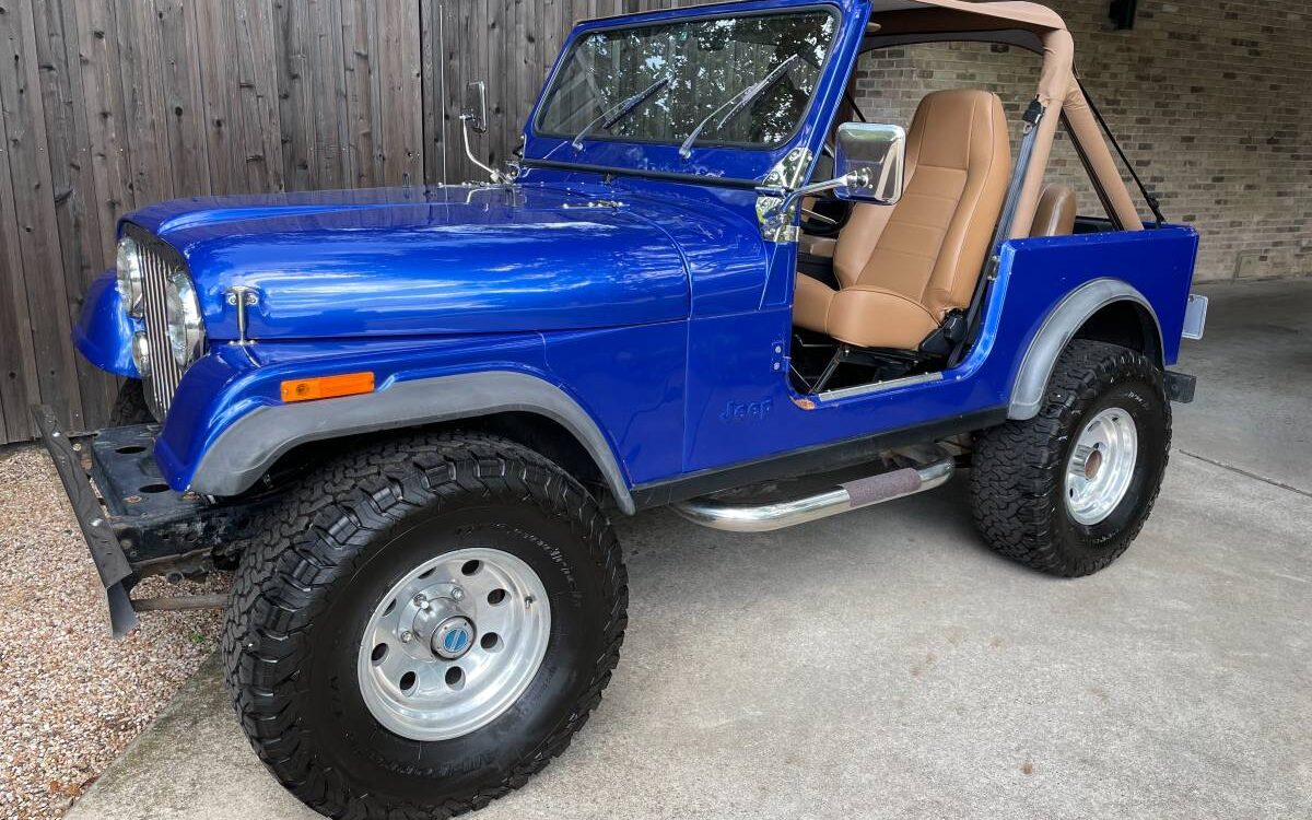 Jeep-cj7-limited-1983-23