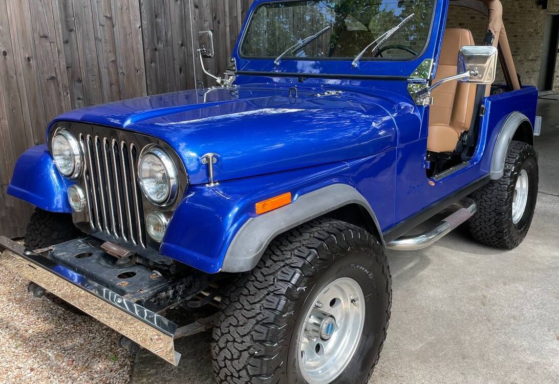 Jeep-cj7-limited-1983-3