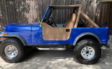 Jeep-cj7-limited-1983