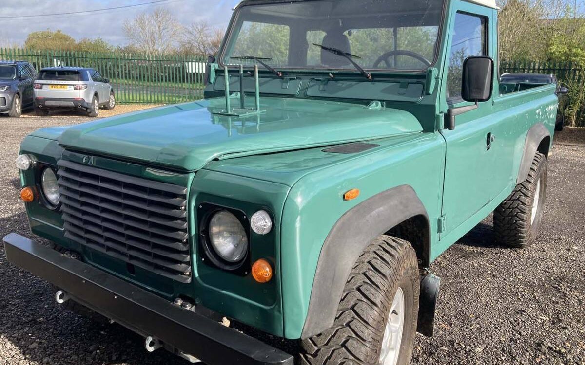 Land-rover-Defender-diesel-1986-12