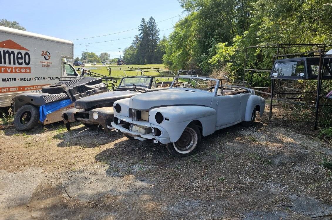 Lincoln-Continental-convertible-1946-3