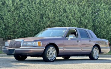 Lincoln-Town-car-executive-1994