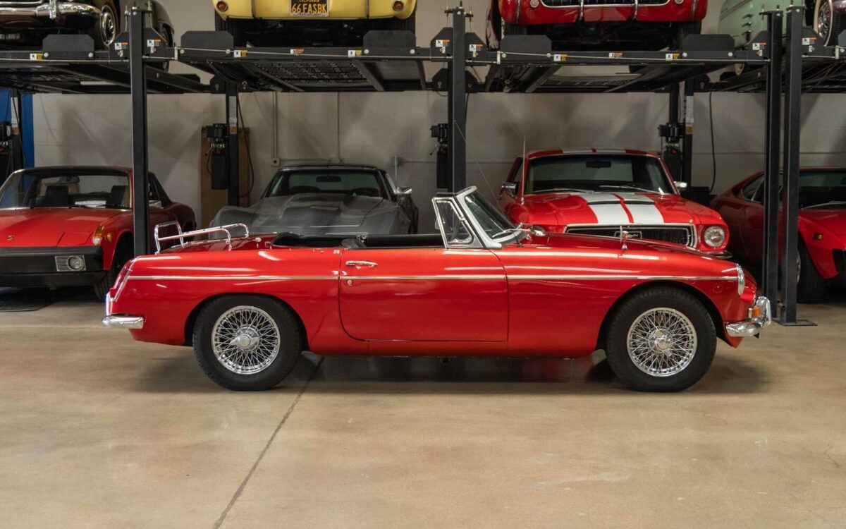 MG-MGB-Cabriolet-1969-2