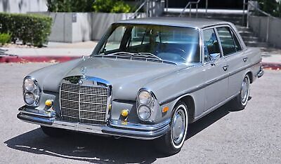 Mercedes-Benz 200-Series 1968