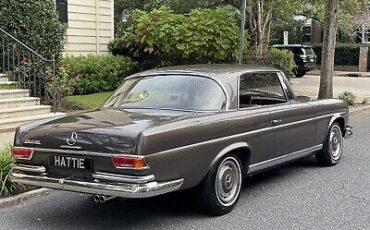 Mercedes-Benz-250SE-1968-1