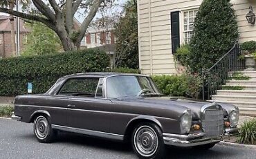 Mercedes-Benz-250SE-1968-7