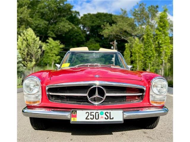 Mercedes-Benz-250SL-Pagoda-Cabriolet-1968-15