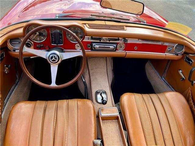 Mercedes-Benz-250SL-Pagoda-Cabriolet-1968-32