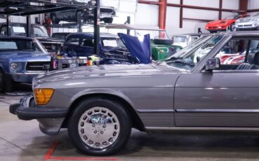 Mercedes-Benz-SL-Class-Cabriolet-1987-1