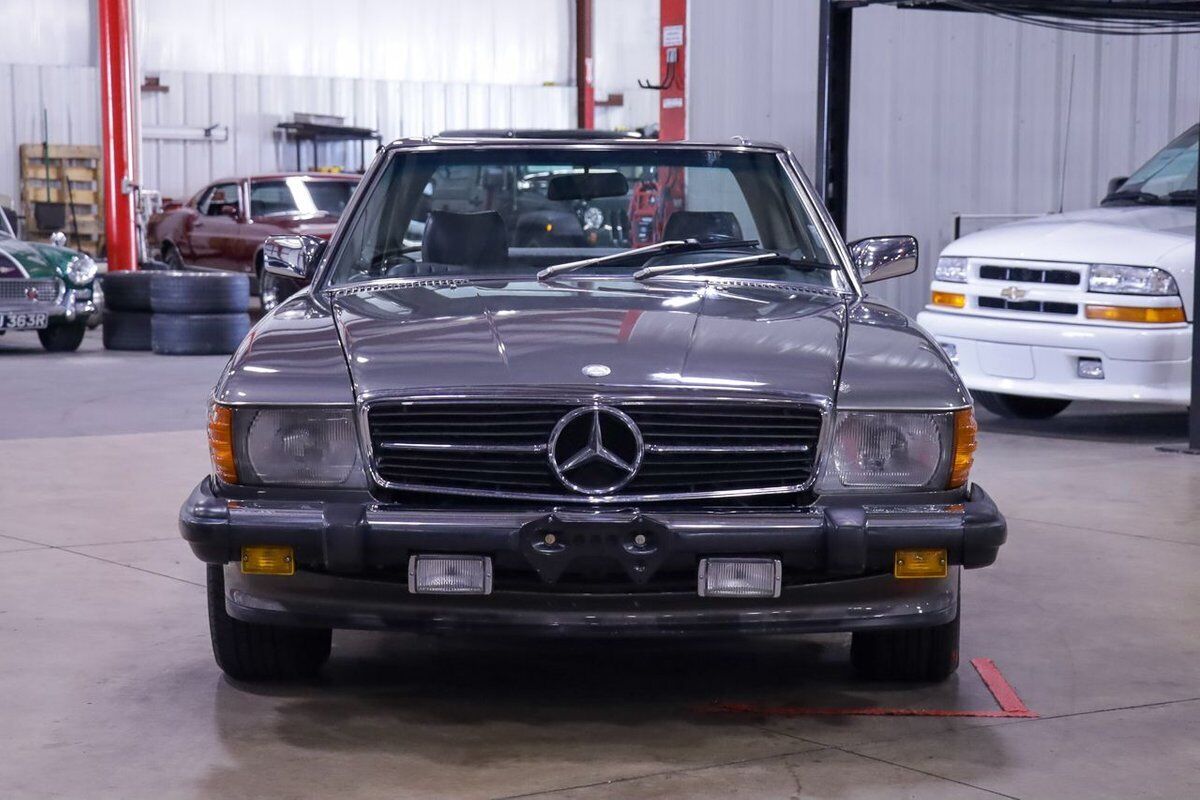 Mercedes-Benz-SL-Class-Cabriolet-1987-11