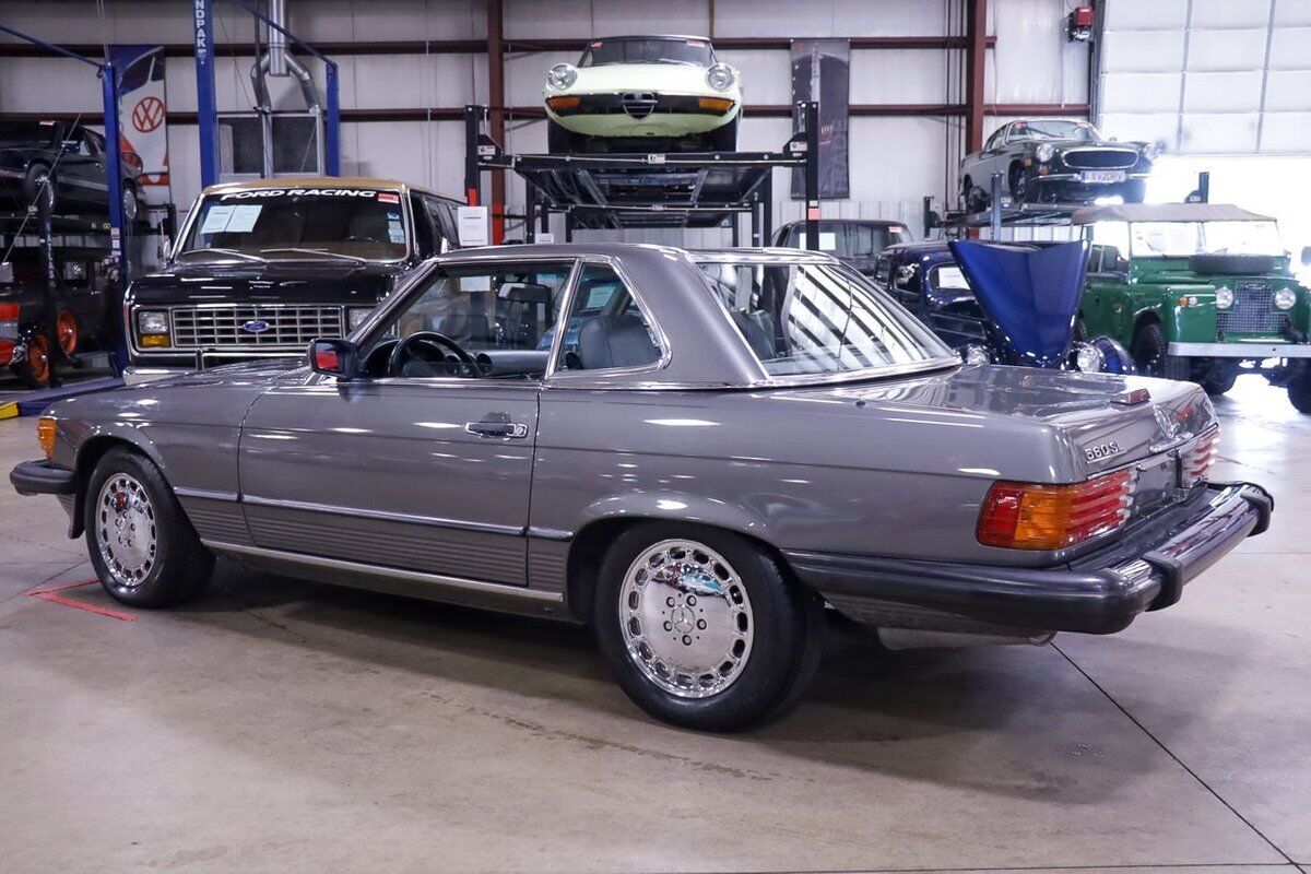 Mercedes-Benz-SL-Class-Cabriolet-1987-4