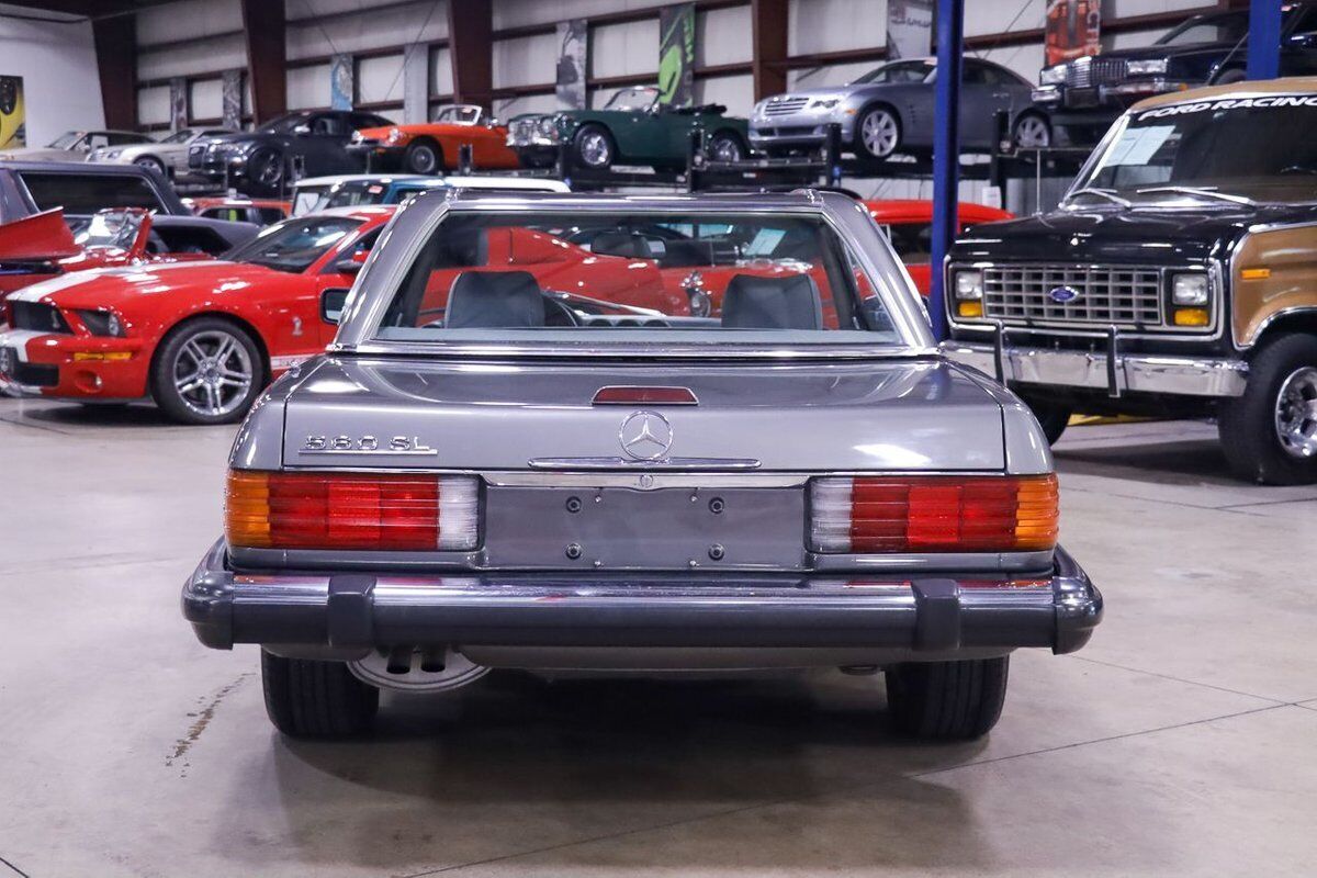 Mercedes-Benz-SL-Class-Cabriolet-1987-5