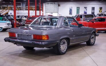 Mercedes-Benz-SL-Class-Cabriolet-1987-6