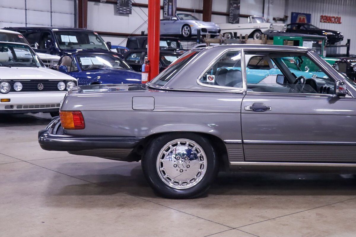 Mercedes-Benz-SL-Class-Cabriolet-1987-7