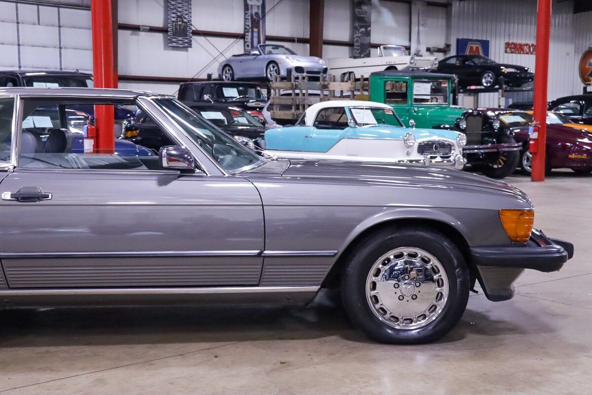 Mercedes-Benz-SL-Class-Cabriolet-1987-9