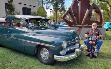 Mercury-4-door-sedan-1950