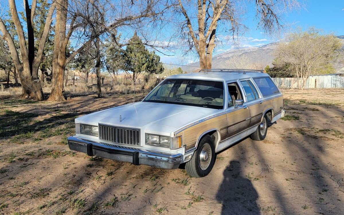 Mercury-Grand-marquis-ls-colony-park-1986