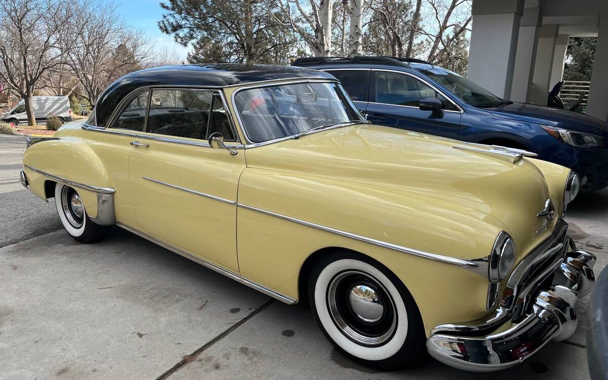 Oldsmobile-88-1950