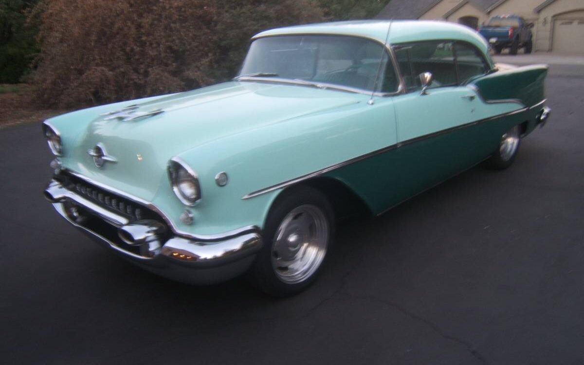 Oldsmobile-88-1955