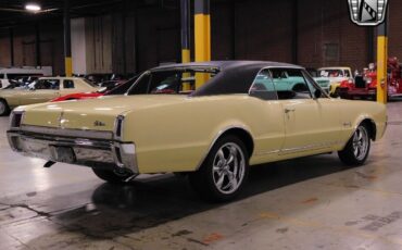 Oldsmobile-Cutlass-1967-4