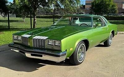 Oldsmobile Cutlass 1976