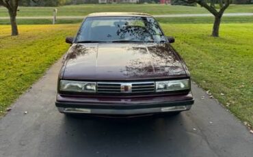 Oldsmobile-Cutlass-calais-1988-2