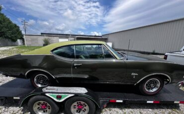 Oldsmobile-Cutlass-s-1968-11