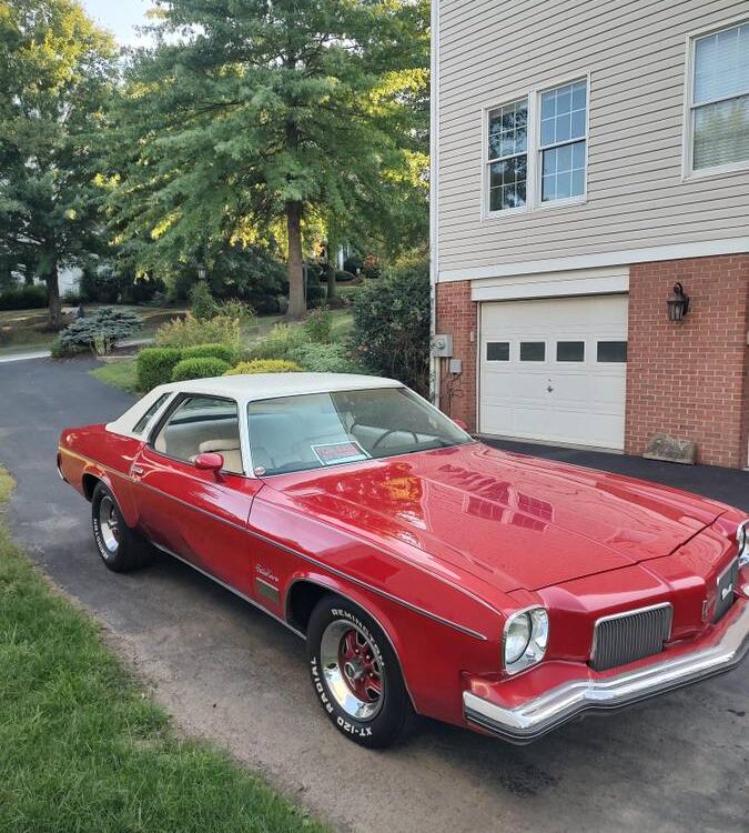 Oldsmobile-Cutlass-supreme-1973-2